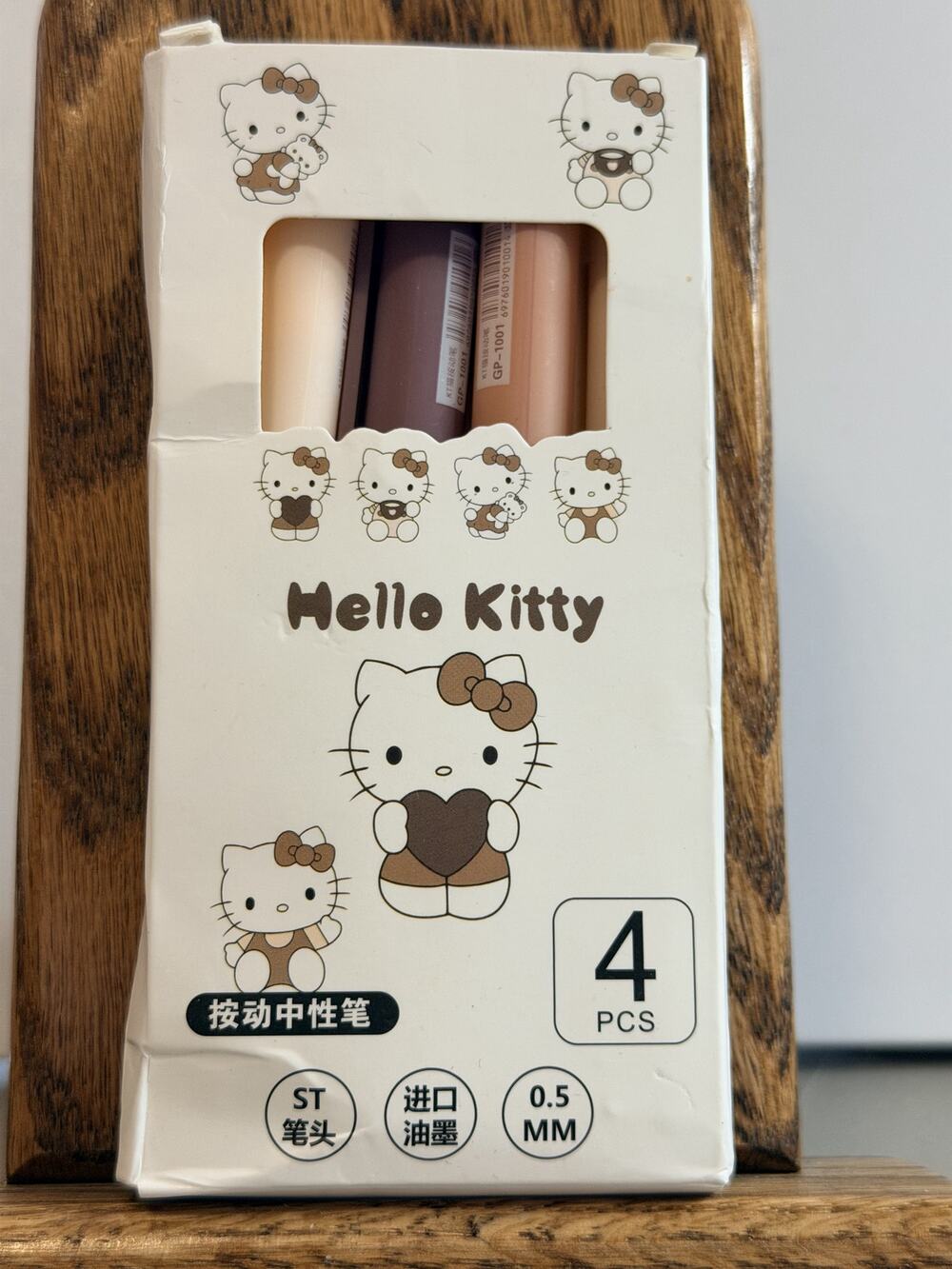 #HK-677 Hello Kitty Pens 4 pk Foam Wide Grip